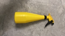 A micro-water spray pot