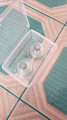 我是没结婚之前，乳头就有点内陷，之前也没在意，现在宝宝出生了，乳头内陷导致宝宝没有母乳吃，真的是着急的哭，我是在看小红书推荐抱着试一试的心态买的，没想到那么好用，试了一下，乳头就出来了，给宝宝喂母乳，宝宝第一次吃到乳头了，而且吃了四十分钟，太牛了这个矫正器，，真心感谢，用完第一时间来写评论，我真是感动的想哭，