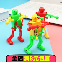 Clockwork dancing robot cartoon on the chain toy to send male treasure Female treasure Birthday gift Kindergarten small gift