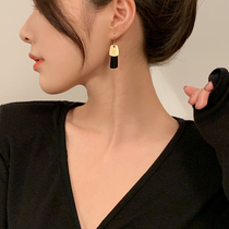 Earrings 2021 New Tide European and American style earrings female temperament Net red color versatile earrings cold wind earrings summer