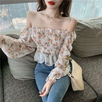 Summer new skinny sweet little Cuihua Chiffon shirt womens one-line collar sexy base shirt heart machine off-the-shoulder top dress