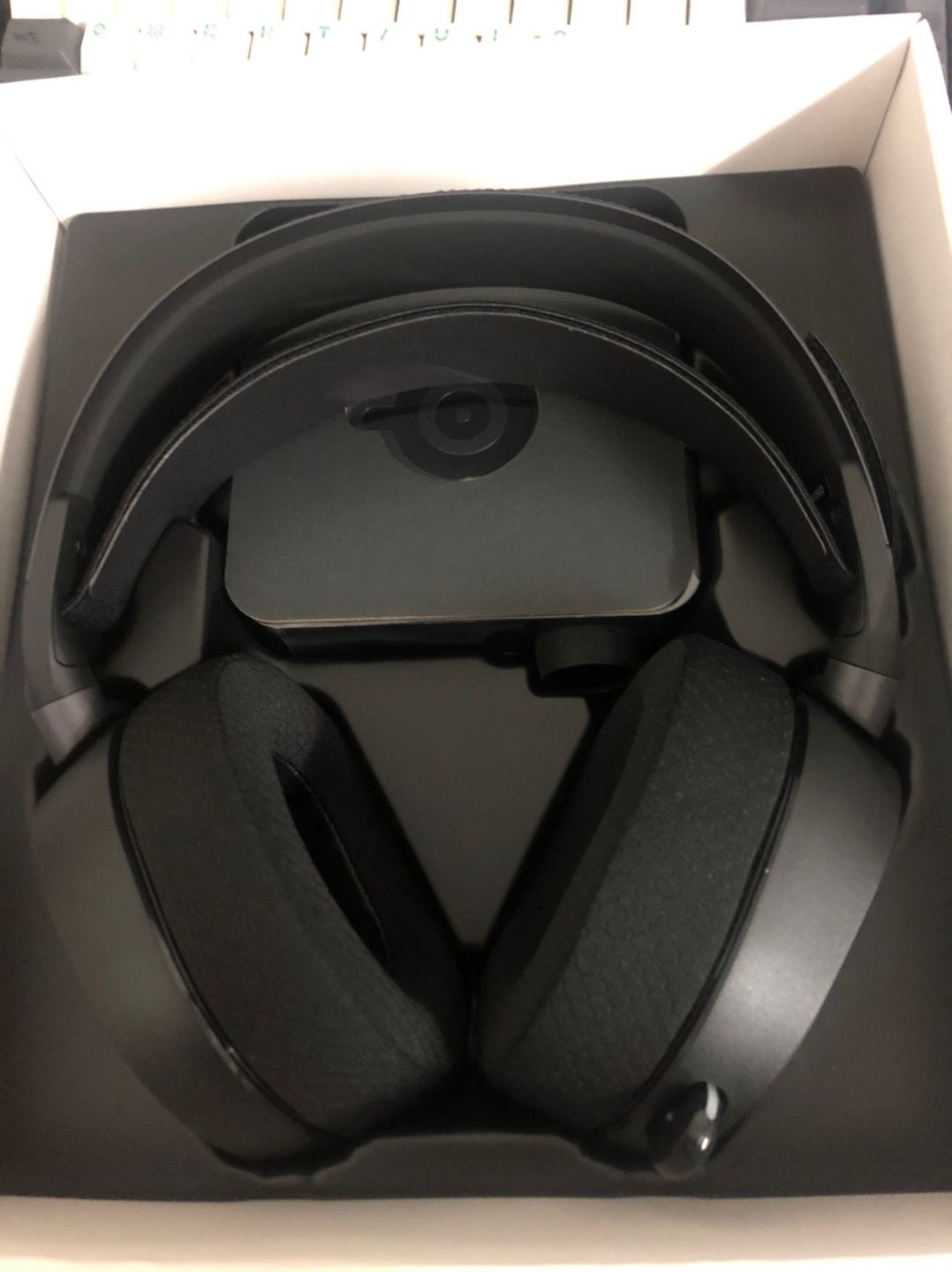 使用反馈赛睿Arctis 寒冰Pro Wireless质量如何??究竟怎么样呢?