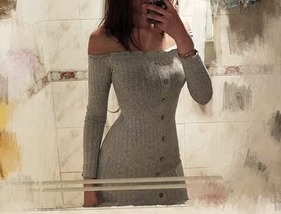 我买小了一点哈哈哈哈哈哈哈哈哈 很好看就是有一点透