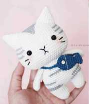 (non-finished product)Handmade wool knitting cute pet silver spotted cat animal doll crochet illustration