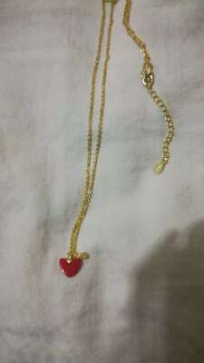 造型别致，设计新颖，增添气质，好评。