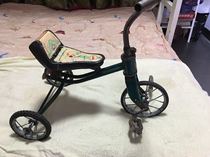 Bridge brand childrens tricycle safflower white pigeon repair nostalgic collection film and television props in the 1970s and 1980s