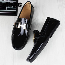 Mens shoes 2020 spring new patent leather Doudou shoes mens leather shiny surface British style trendy fashion comfortable driving shoes
