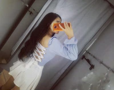 后背超性感 大家可以买哦 我身高164体重体重112 买M码