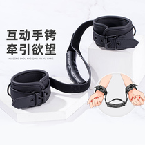 SM interactive traction handcuffs men and women Dog slaves M training flirting alternative toys punishment sexual equipment sex props