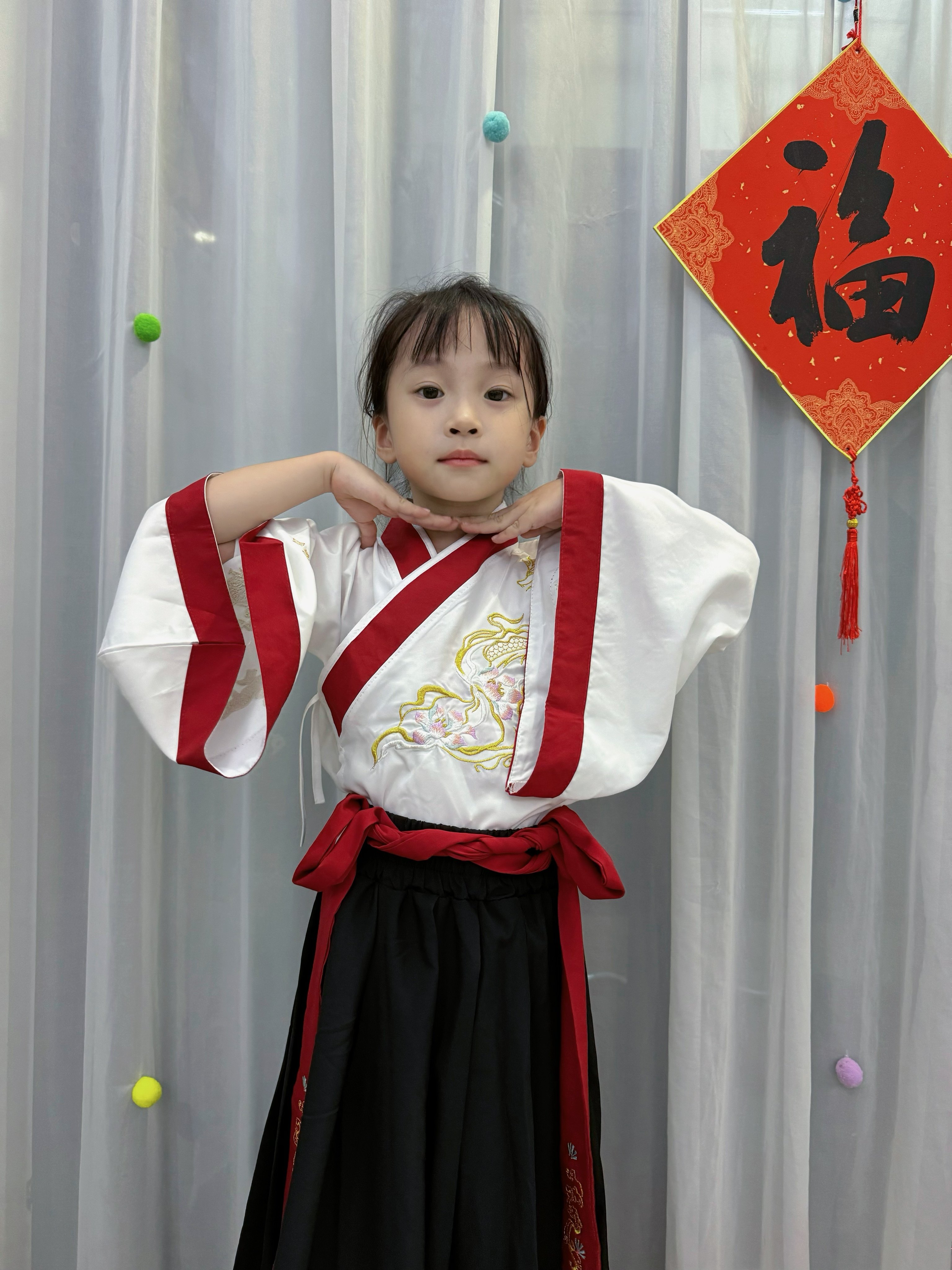 开笔礼汉服儿童国学服装一年级朗诵红色幼儿女古风古装演出服秋冬