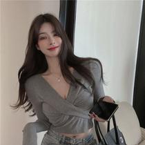 Knit Undershirt T-shirt Woman Autumn Winter 2022 New Design Senses Cross Tight Fit Short Long Sleeves Grey Blouse