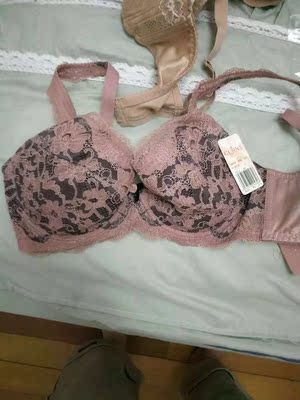 网购8年 这是最郁闷的一次 商家发错货 沟通很多次 不给解决 总是说“已经找到问题原因 请等待售后处理”都过去20天了 处理结果呢 网购8年 这是最郁闷的一次 商家发错货 沟通很多次 不给解决 总是说“已经找到问题原因 请等待售后处理”都过去20天了 处理结果呢