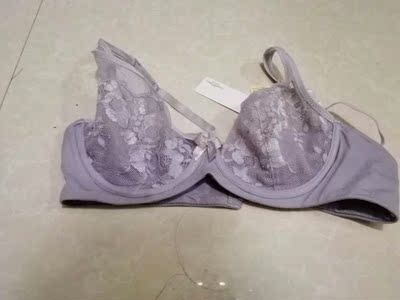 宝贝漂亮，性感，穿着特特舒服。太喜欢了，以后就这家了。全5分。