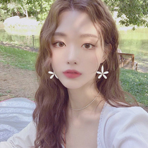 Petal earrings 2021 New Tide Joker earrings fairy Air forest Super fairy ear clip Korean temperament Net red ear ornaments