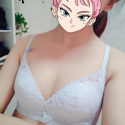 内衣收到啦,非常好看嘻嘻,无钢圈的穿上很舒服也不嘞,尺码也刚刚好,小胸穿很好看,以后还会回购。 内衣收到啦,非常好看嘻嘻,无钢圈的穿上很舒服也不嘞,尺码也刚刚好,小胸穿很好看,以后还会回购。