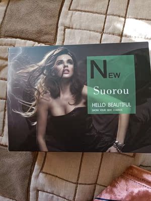 货已经收到了,还没有试戴,先默认给个好评,买来拍孕妇照用的,质量还不错,很喜欢。 货已经收到了,还没有试戴,先默认给个好评,买来拍孕妇照用的,质量还不错,很喜欢。