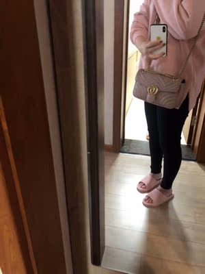 包包收到了，上身效果非常棒，很喜欢😘！