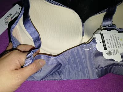 质量不错，挺好的，试穿后评价，真心穿得舒服，洗后也不掉色。。值得选购！