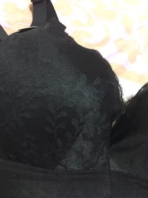 .【纷纷加油】在实体店买过一件灰的,特别好穿舒服,折完107,双11网上又买同款2件,特别合算,减完津贴每件才60多 .【纷纷加油】在实体店买过一件灰的,特别好穿舒服,折完107,双11网上又买同款2件,特别合算,减完津贴每件才60多