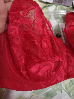 好看 但是一点海绵垫都没有有点没安全感