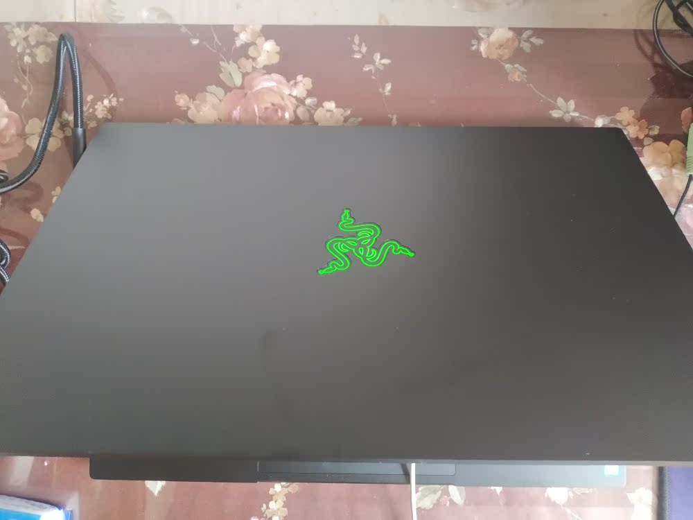 雷蛇灵刃15标准版挺好的吧？