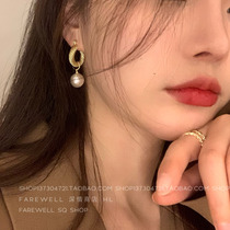 Light retro exquisite pearl earrings niche design sense earrings Korean temperament Net red senior earrings female New