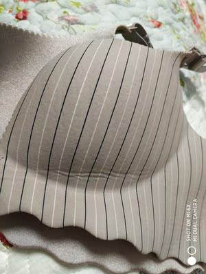 不好穿，质量自己看。