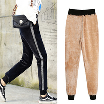 Hong Kong tide brand lamb fleece wearing leggings women's 2021 winter new women's pants plus velvet padded gold velvet casual pants