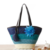 Store manager recommends seaside color striped flower beach bag color mother bag straw bag