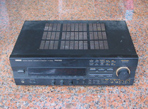 Yamaha R-V302K amplifier (door-to-door only)