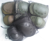 Black Hawk protective gear I am a special force Tactical CS equipment sports knee elbow guard 4 sets of woodland camouflage