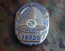 United States badge Los Angeles badge LAPD badge number 16520 combination structure pure copper