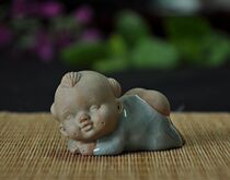 Longquan celadon boutique Gokao Kiln tea play purple sand tea pet porcelain tea ceremony ornaments kung fu tea set