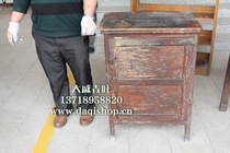 Republic of China solid wood refrigerator antique refrigerator Wood refrigerator nostalgic retro refrigerator (rental 300 yuan days)
