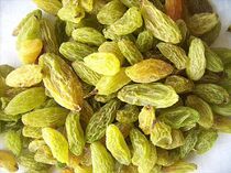 Raisins green grapes dried white raisins Northwest specialty Xinjiang Turpan raisins