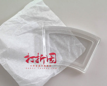 1 ounce scalloped silver coin protection box. Fan silver sheep silver coin transparent small round box. A small transparent round box with scalloped silver coins