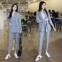 2021 spring new suit fashion temperament casual striped small suit jacket small foot pants two-piece women tide