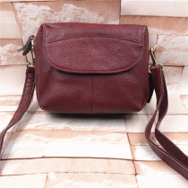 Clearance processing special offer new leather messenger bag womens bag small square bag head layer cowhide casual shoulder messenger bag