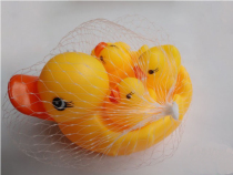 Baby bath toys playing water duck floating water ducklings pinch called ducklings bathing swimming water toys