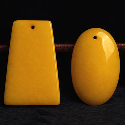 天然蜜蜡黄玉髓无事牌吊坠毛衣链天然玉石女款玉珠链挂件_7折现价19元