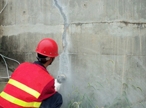 Bridge crack repair glue injection construction Floor crack repair glue injection construction Concrete cracking glue injection reinforcement