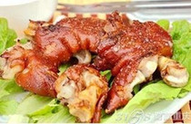 Suzhou delicious roasted pigs trotters-Fang Yan roasted pigs hoof is hot in the first half