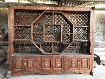 Yunnan Lijiang Panguwa Gangzhai old wood Bogu frame bookshelf Full solid wood retro B & B inn tea furniture