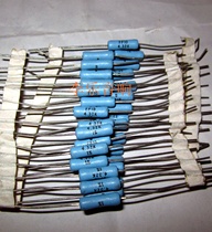 American DALE resistance 4 32K 3W blue in blue