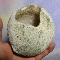 Shuiyuyuyao natural agate Crystal Cave original ore cornucopia ornaments play with large thin skin and thin physical objects