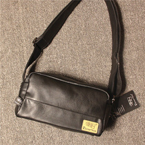 2020 new Japanese shoulder bag male Korean version of the trend messenger bag male retro casual personality fashion small square bag