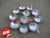 Flat bottom garden low thickened aluminium water ladle water spoons large soup spoon Scoop Water Scoop Melon Ladylic Acid Spicy Powder Leaking Spoon