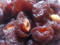Fujian Yongtai dried plum sweet and sour appetizer half plum half plum plum meat 500g except for 2 kg in remote areas
