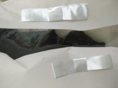 物流很快,两三天就到了。包装严实,没有破损,里面的包装袋有点小设计,挺别致的,蝴蝶结十分有少女心;实物与卖家的图没有什么区别,也没有色差;料子不错,穿上去柔软舒服,没有紧绷感,穿来睡觉也不会感到有束缚。总的来说,是比较满意的,已经安利给朋友,不过希望店家再多出几款类似的bra,以后还会回购的。对了,客服也不错呢,服务有耐心,值得点赞。 物流很快,两三天就到了。包装严实,没有破损,里面的包装袋有点小设计,挺别致的,蝴蝶结十分有少女心;实物与卖家的图没有什么区别,也没有色差;料子不错,穿上去柔软舒服,没有紧绷感,穿来睡觉也不会感到有束缚。总的来说,是比较满意的,已经安利给朋友,不过希望店家再多出几款类似的bra,以后还会回购的。对了,客服也不错呢,服务有耐心,值得点赞。