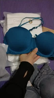 内衣不错，就是味道有点大